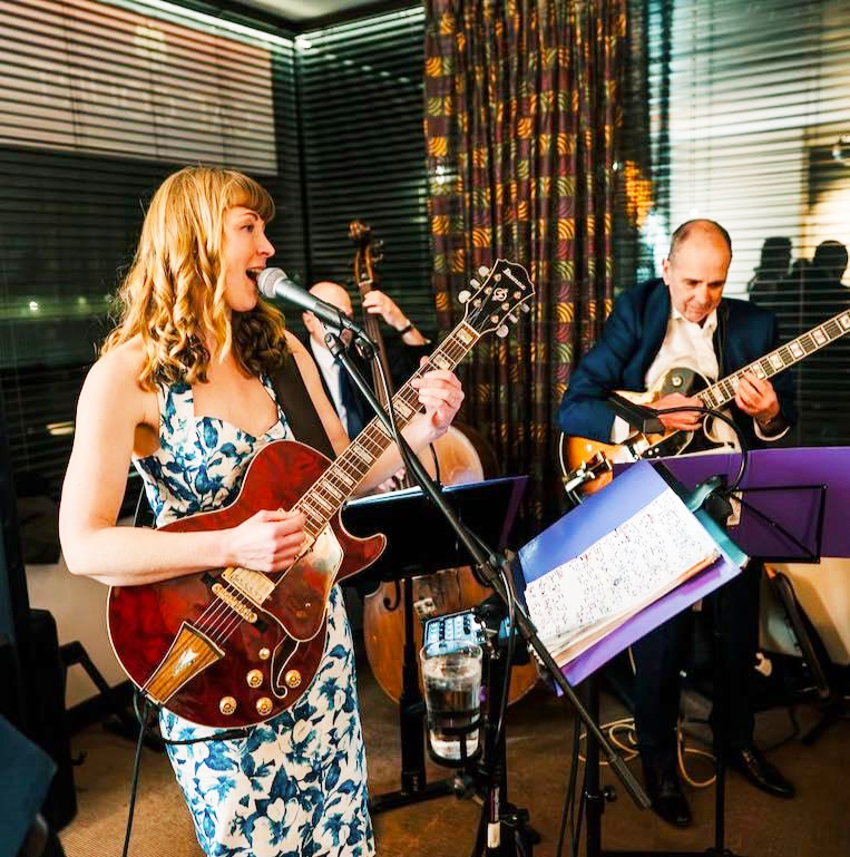 Ellie Jones and Gary Phillips Duo Ellie Jones and Gary Phillips Duo